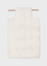 Carregar imagem no visualizador da galeria, Bolsa de mão para fraldas Mayoral 2 peças azul bebê elegante