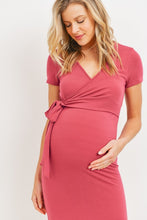 Afbeelding in Gallery-weergave laden, Hello Miz Floral Solid Terry Maternity Nursing Wrap Dress - Berrice