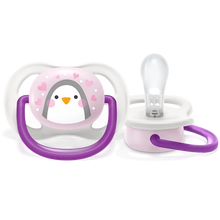 Carregar imagem no visualizador da galeria, Avent Single Girls Ultra Air Pacifier (0-6M | Purple Penguin)