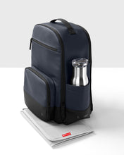 Afbeelding in Gallery-weergave laden, Skip Hop Flex Diaper Backpack - Navy
