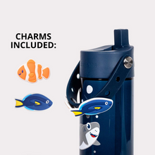 Afbeelding in Gallery-weergave laden, Elemental 530ml Splash Charm Bottle - Shark