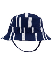 Afbeelding in Gallery-weergave laden, Carter&#39;s Baby Boy Navy/ White Striped Reversible Swim Bucket Hat
