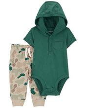 Afbeelding in Gallery-weergave laden, Carter&#39;s 2pc Baby Boy Green Hoodie Bodysuit and Camo Pants Set
