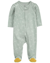 Carregar imagem no visualizador da galeria, Carter&#39;s Baby Girl Green Hearts Print 2-Way Zip Footie Coverall Sleep &amp; Play
