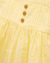 Carregar imagem no visualizador da galeria, OshKosh Baby Girl Yellow Dress Set
