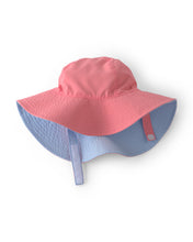 Carregar imagem no visualizador da galeria, Carter's Baby Girl Pink/Blue Reversable Swim Hat
