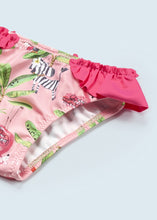 Carregar imagem no visualizador da galeria, Conjunto de biquíni flamingo rosa para menina Mayoral com canga

