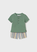 Afbeelding in Gallery-weergave laden, Mayoral 2pc Baby Boy Green Tee and Striped Shorts Set

