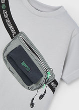 Afbeelding in Gallery-weergave laden, Mayoral Kid Boy Grey Fanny Pack Print Tee

