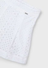 Load image into Gallery viewer, Mayoral Kid Girl White Eyelet Shorts
