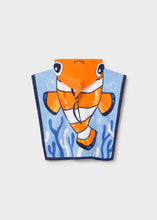 Cargar imagen en el visor de la galería, Mayoral Kid Hooded Poncho Towel
