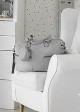 Afbeelding in Gallery-weergave laden, Mayoral Baby Grey Leatherette Diaper Handbag
