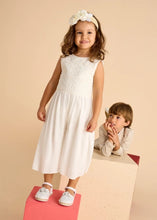 Carregar imagem no visualizador da galeria, Mayoral Kid Girl Cream Jumpsuit

