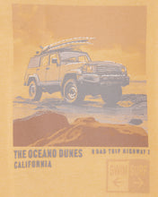 Afbeelding in Gallery-weergave laden, Carter&#39;s Kid Boy Yellow Beach Truck Tee
