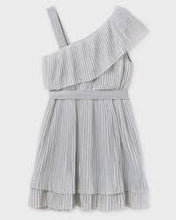 Cargar imagen en el visor de la galería, Mayoral Kid Girl Silver Pleated Dress
