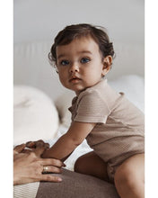 Carregar imagem no visualizador da galeria, Carter&#39;s 3pc Baby Boy Brown Lion Bodysuits and Pants Set
