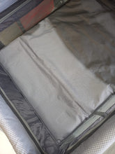 Afbeelding in Gallery-weergave laden, Infanti Cielo playard - Dark Grey Pattern
