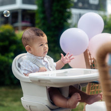 Carregar imagem no visualizador da galeria, Maxi-Cosi Moa 8-in-1 High Chair - Classic Green (US)
