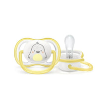 Cargar imagen en el visor de la galería, Avent Single Neutral Ultra Air Pacifier (0-6M | White Penguin)
