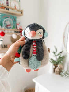 Itzy Ritzy - Brinquedo de pelúcia e mordedor Holiday Itzy Lovey™ - North the Penguin