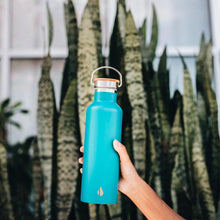 Load image into Gallery viewer, Elemental Classic 750ml Stainless Steel Water Bottle - Matte Teal

