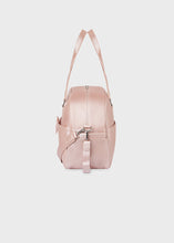 Cargar imagen en el visor de la galería, Mayoral 3pc Leatherette Metallic Pink Diaper Handbag + Changing pad + Pajama Bag

