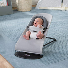 Carregar imagem no visualizador da galeria, Suporte de cabeça e pescoço Boppy - urze carvão
