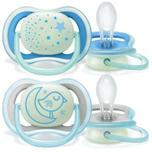 Afbeelding in Gallery-weergave laden, Avent 2-Pack Boys Ultra Air Night Pacifiers (6-18M | Stars/Bird)
